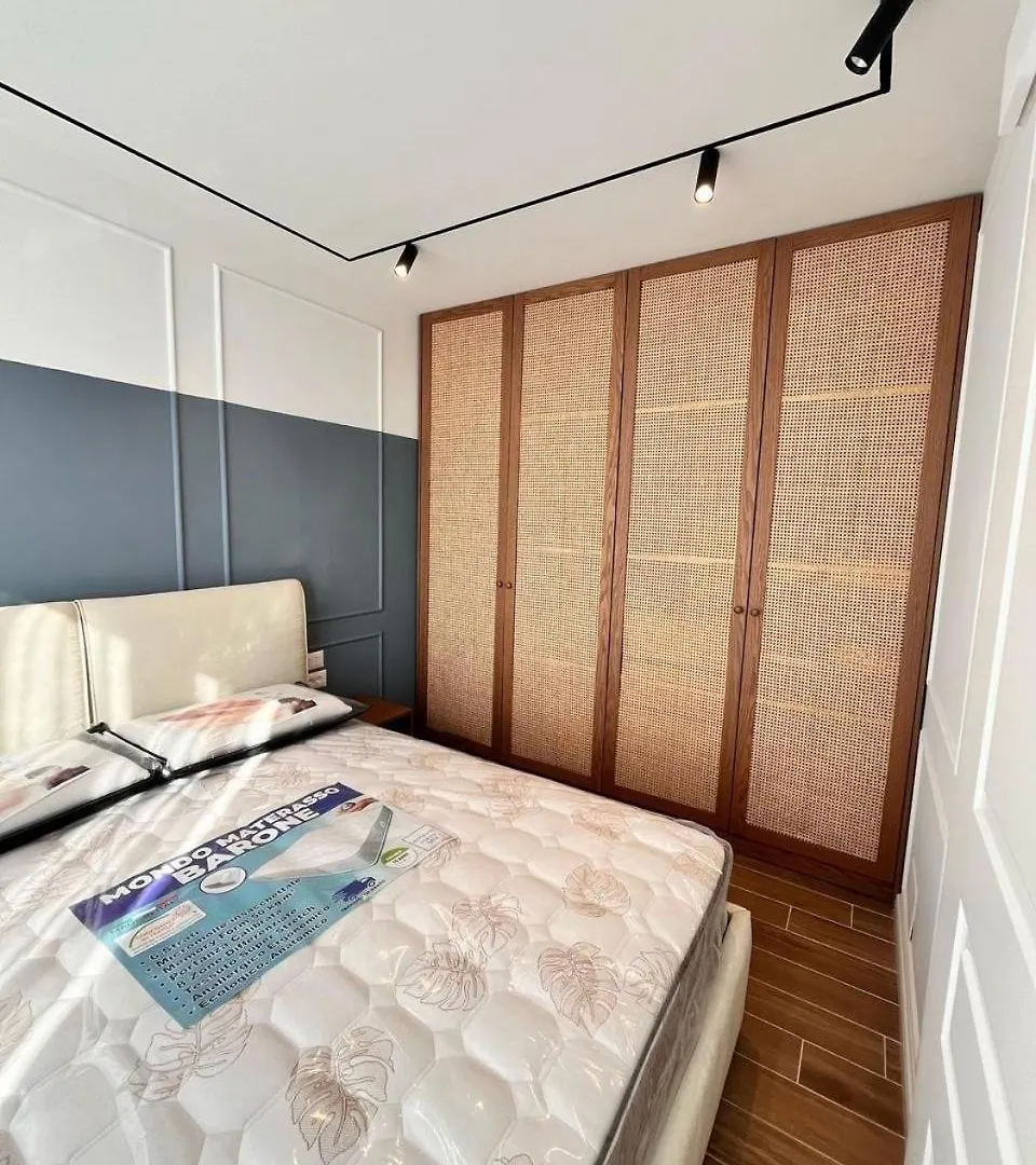 La'Voglia Apartment ティラナ
